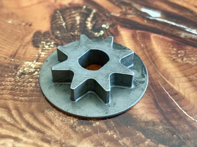 5795345-01 Husqvarna 1/4" Sprocket for 536Li [Converts your 536Li to 1/4 Drive]